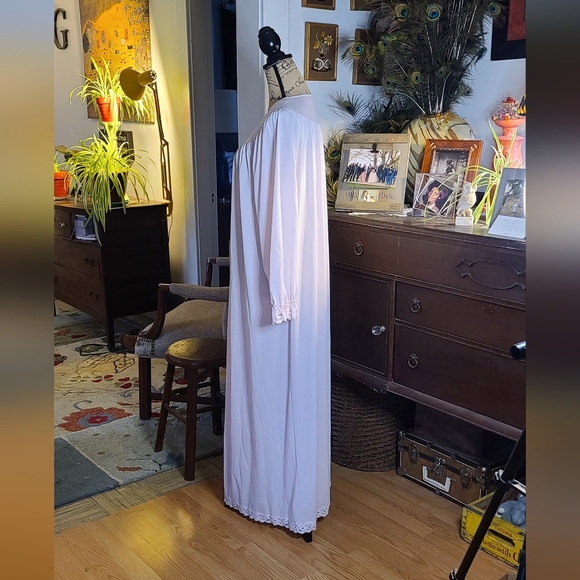 Vintage shadow line nightgown light pink - Picture 2 of 9